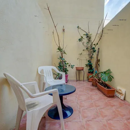 Apt San Giuliano